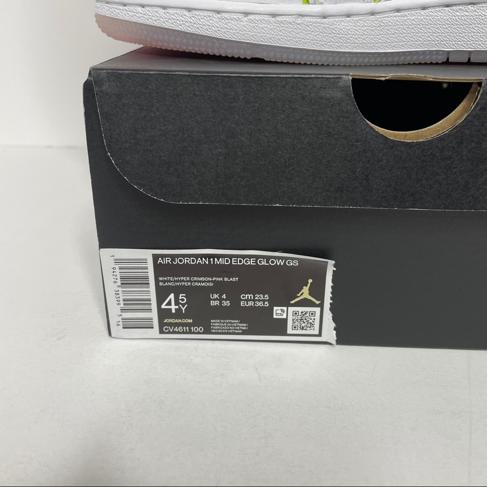 Nike Air Jordan 1 Retro Mid SE Edge Glow Neon NEW - Picture 4 of 4
